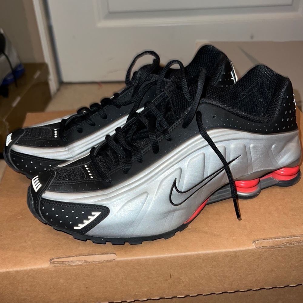 Nike shox